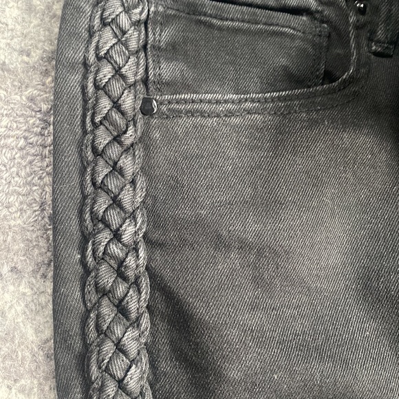 Driftwood Jeans. Size 31 / length 28. Black. Edge braiding detail. - Picture 5 of 5